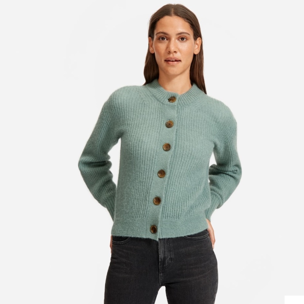 Everlane Cropped Alpaca Cardigan in Pomona Green